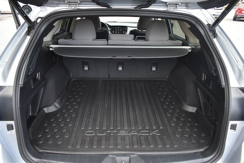 Used 2024 Subaru Outback Premium AWD/4WD image 22