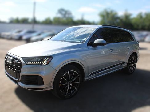 Used 2023 Audi Q7 3.0T Premium Plus w/ Premium Plus Package AWD/4WD image 16