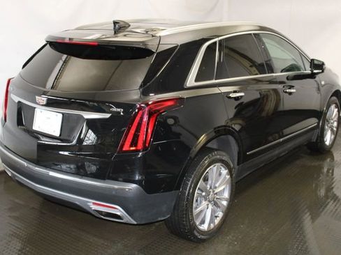 Certified 2024 Cadillac XT5 Premium Luxury FWD image 4