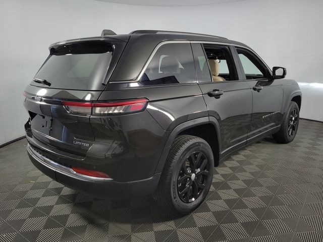 Used 2023 Jeep Grand Cherokee Limited AWD/4WD image 8