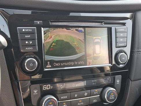 Used 2018 Nissan Rogue SL w/ Premium Package AWD/4WD image 19