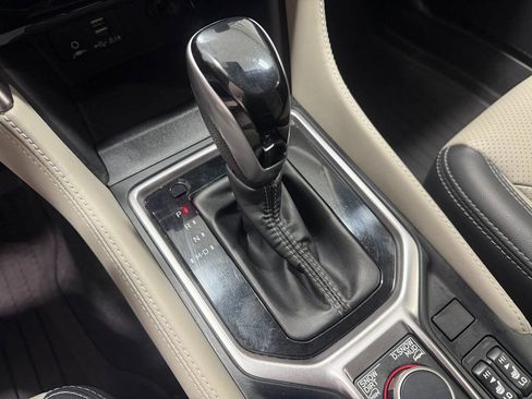 Used 2022 Subaru Forester Limited image 14