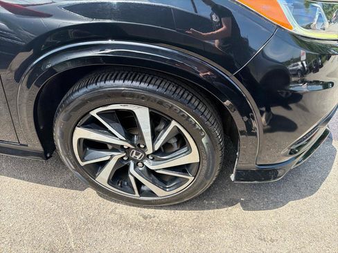 Used 2019 Honda HR-V Sport image 4