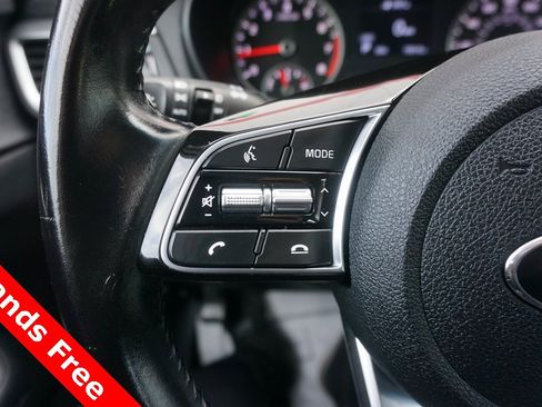 Used 2019 Kia Optima S image 4