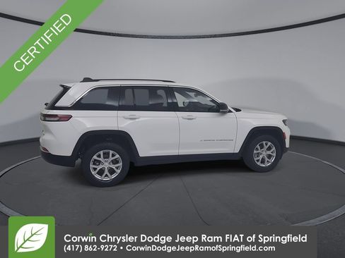 Used 2023 Jeep Grand Cherokee Limited AWD/4WD image 16