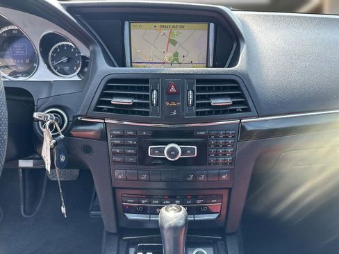 Used 2012 Mercedes-Benz E 350 Cabriolet image 16