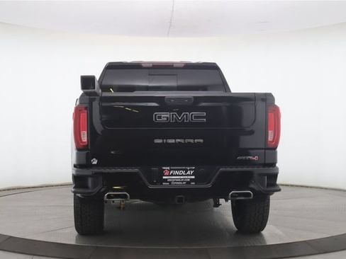 Used 2023 GMC Sierra 1500 AT4 w/ AT4 Premium Package AWD/4WD image 11