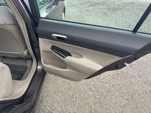 Used 2011 Honda Civic LX image 20