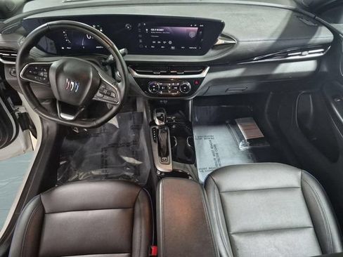 Used 2024 Buick Envista Sport Touring w/ Convenience I Package FWD image 30