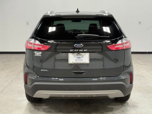 Certified 2021 Ford Edge SEL w/ Convenience Package image 9