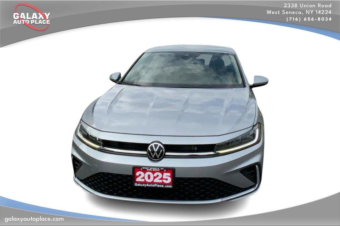 Used 2025 Volkswagen Jetta S FWD image 2