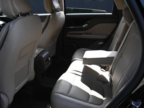 Used 2020 Lincoln Corsair FWD image 16