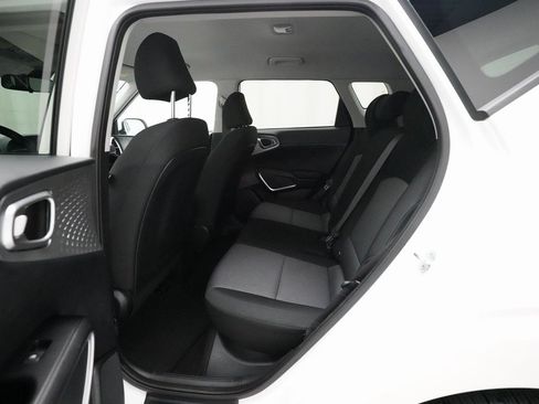 Certified 2023 Kia Soul LX w/ LX Technology Package image 15