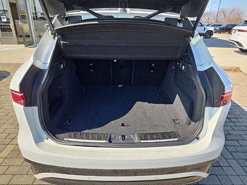 Certified 2024 Jaguar F-PACE R-Dynamic S AWD/4WD image 18