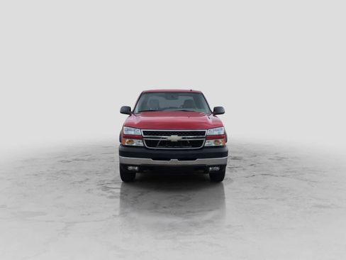 Used 2007 Chevrolet Silverado 2500 LT w/ Onstar Plus Package AWD/4WD image 3