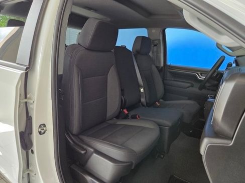 Used 2024 Chevrolet Silverado 1500 LT image 19