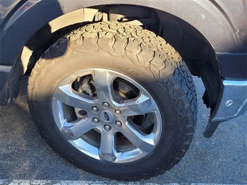 Used 2021 Ford F150 Lariat w/ Equipment Group 502A High image 10