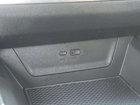 Used 2026 Chevrolet Equinox RS FWD image 30