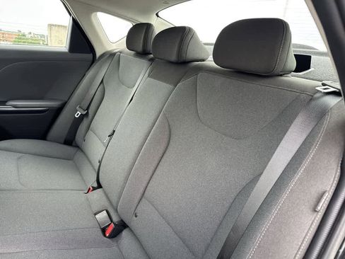 Used 2025 Kia K4 FWD image 21