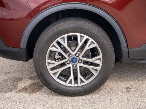 Used 2021 Ford Escape SEL image 9