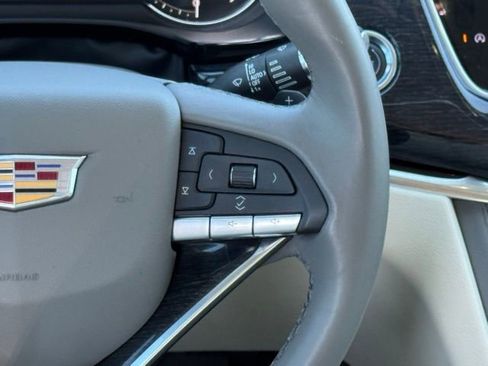 Certified 2024 Cadillac XT6 Premium Luxury image 27