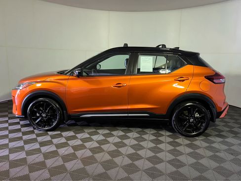 Certified 2023 Nissan Kicks SR w/ SR Premium Package FWD image 4