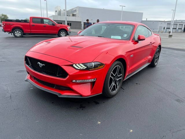 Used 2019 Ford Mustang GT RWD image 9