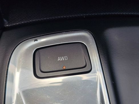 Used 2020 Chevrolet Equinox LT w/ Midnight Edition AWD/4WD image 29
