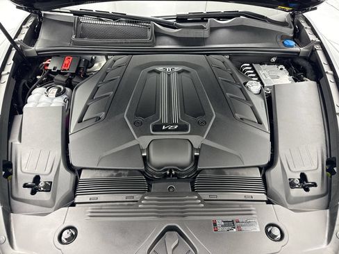 New 2026 Bentley Bentayga AWD/4WD image 28