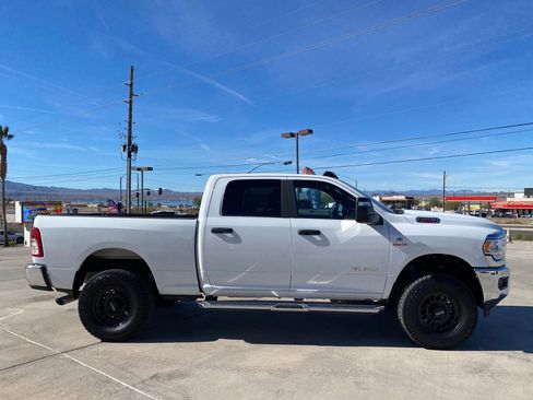 Used 2024 RAM 2500 Big Horn w/ Off Road Package AWD/4WD image 10