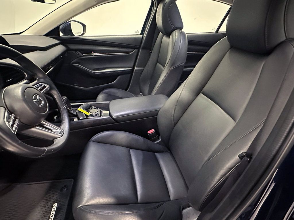 Used 2022 MAZDA MAZDA3 s FWD image 3