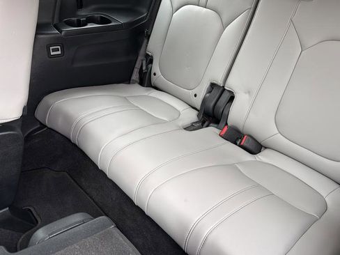 Used 2023 Honda Pilot Elite image 19