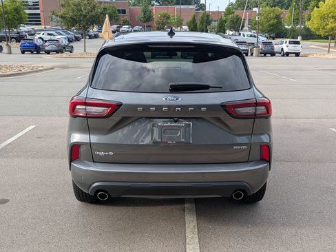 Certified 2024 Ford Escape ST-Line w/ Tech Pack #1 AWD/4WD image 5