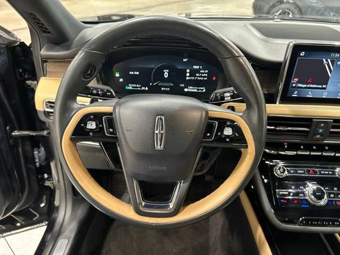 Certified 2022 Lincoln Corsair Reserve w/ Equipment Group 201A AWD/4WD image 15