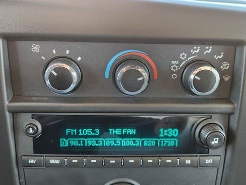 Used 2025 Chevrolet Express 3500 w/ Power Convenience Package image 5