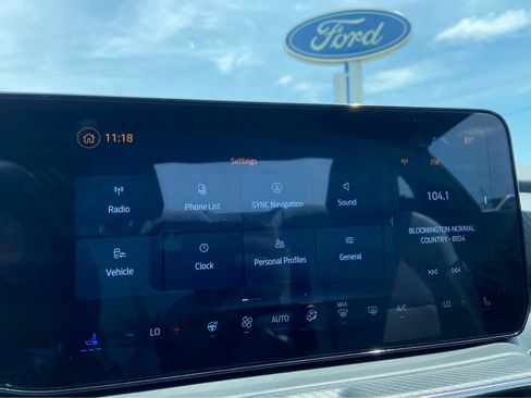 Used 2025 Ford Mustang GT Premium RWD image 28