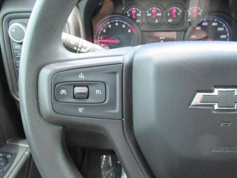 Certified 2019 Chevrolet Silverado 1500 Custom Trail Boss w/ Custom Convenience Package AWD/4WD image 27