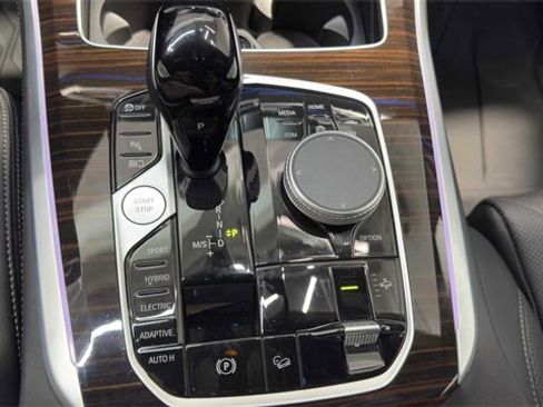 Used 2023 BMW X5 xDrive45e w/ M Sport Package image 28