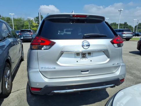 Certified 2019 Nissan Rogue SV AWD/4WD image 3