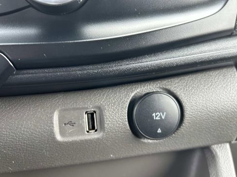 Used 2023 Ford Transit 250 Medium Roof image 30