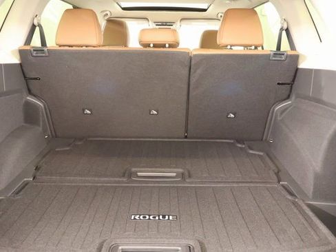 New 2026 Nissan Rogue Platinum AWD/4WD image 26