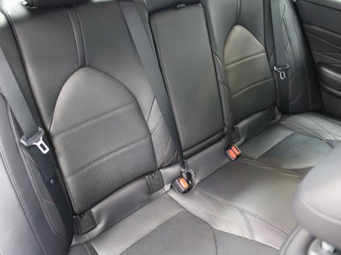 Used 2022 Toyota Avalon Limited w/ Advanced Safety Package image 23