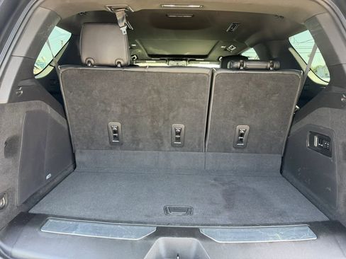 Used 2022 Cadillac Escalade Sport RWD image 15