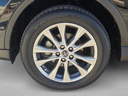 Certified 2017 Toyota RAV4 Limited image 23