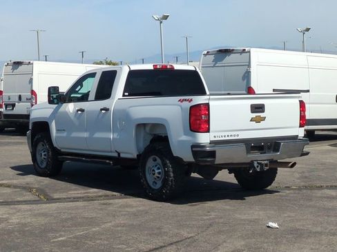 Used 2019 Chevrolet Silverado 2500 W/T AWD/4WD image 6