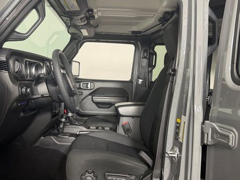 Certified 2023 Jeep Wrangler Unlimited AWD/4WD image 26