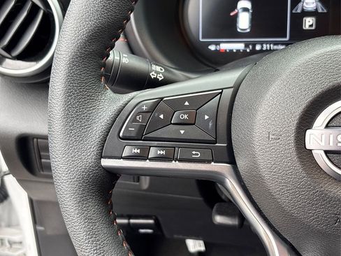 Used 2023 Nissan Kicks SR w/ SR Premium Package image 30