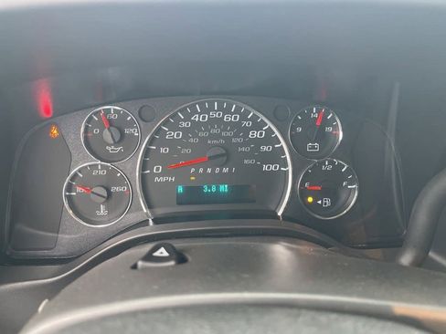 New 2025 GMC Savana 3500 Extended w/ Driver Convenience Package image 18