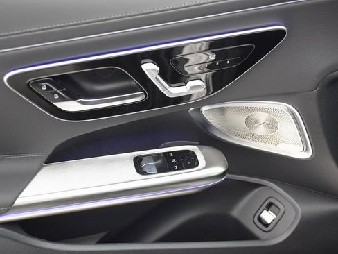 New 2026 Mercedes-Benz CLE 300 4MATIC Coupe image 19