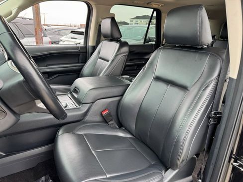 Certified 2022 Ford Expedition XLT image 14